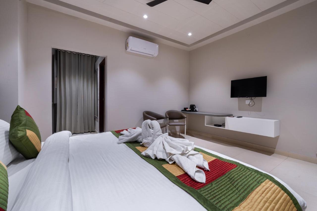 ג'איפור The Florence Resort מראה חיצוני תמונה