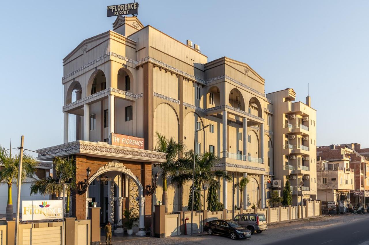 ג'איפור The Florence Resort מראה חיצוני תמונה